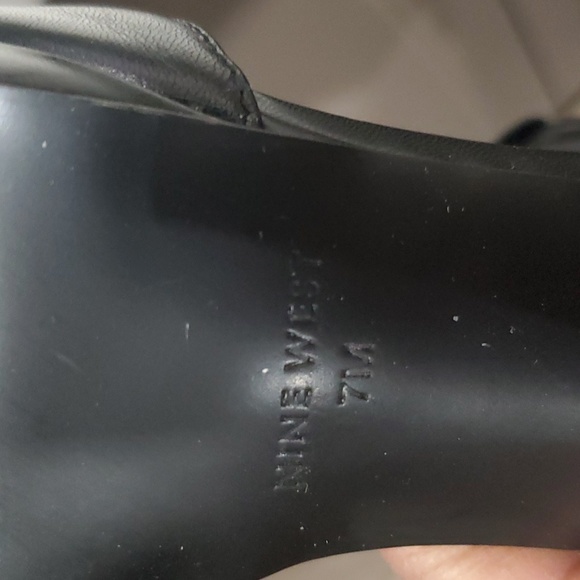 Nine West - Picture 5 of 5
